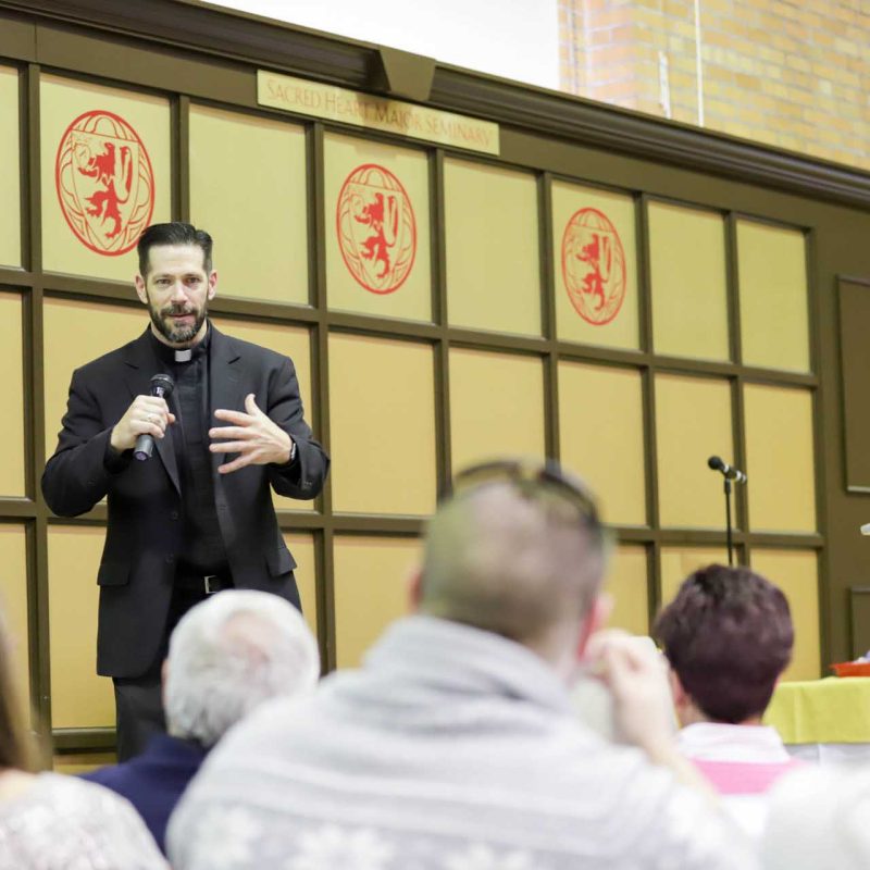 2017 Fr Mike Schmitz Sacred Heart Seminary 14