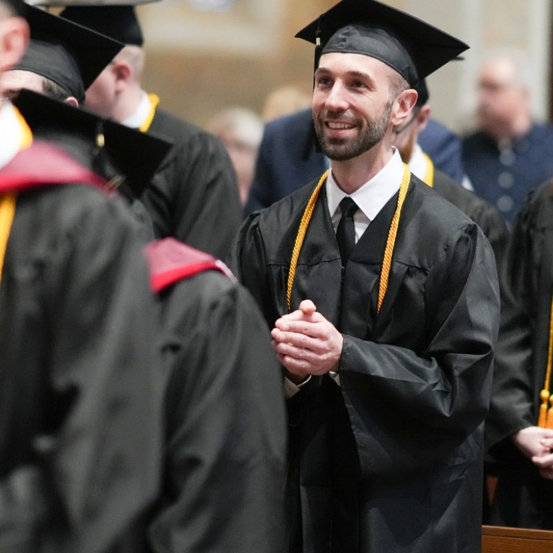 2024 0427 Commencement 020 780x1200 03d8da6